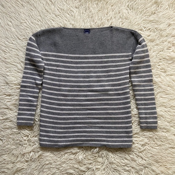 GAP Boat Neck Merino Wool Sweater - Picture 2 of 7